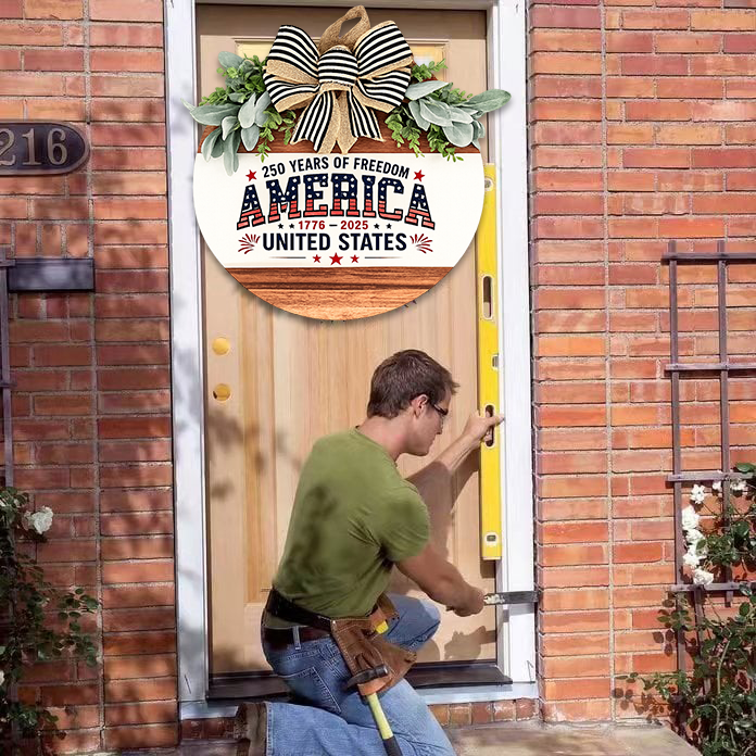🔥Flash Sale-80% Off🔥This America 250 Door Hanger Wasn’t Made to Decorate — It Was Made to Remember